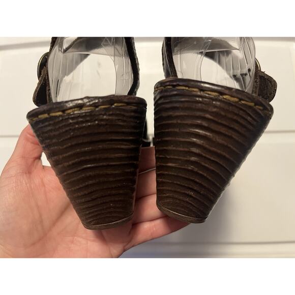 Born Stacked Heel Sandals Size 8 Brown Leather Stitched Closed Toe Ankle Strap - Picture 7 of 11